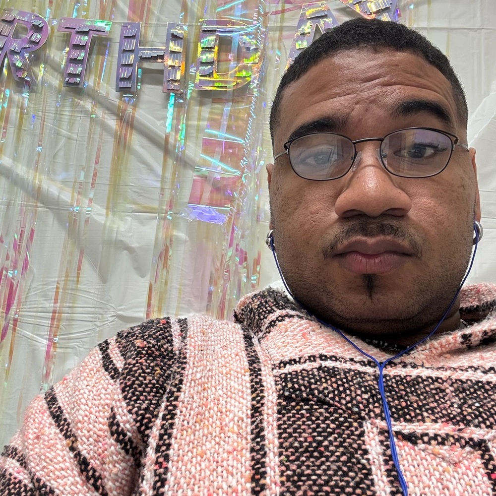 Meet your Posher, Justin